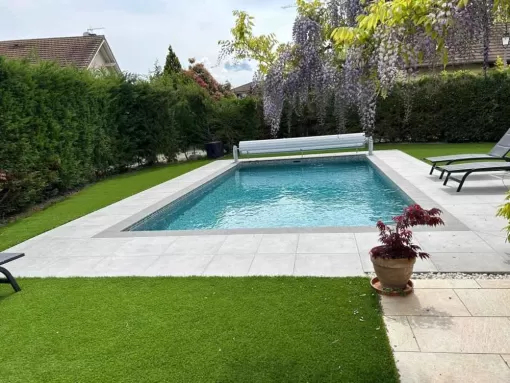 Pose de gazon synthétique à Veigy, Perrignier, Alves Espaces Verts